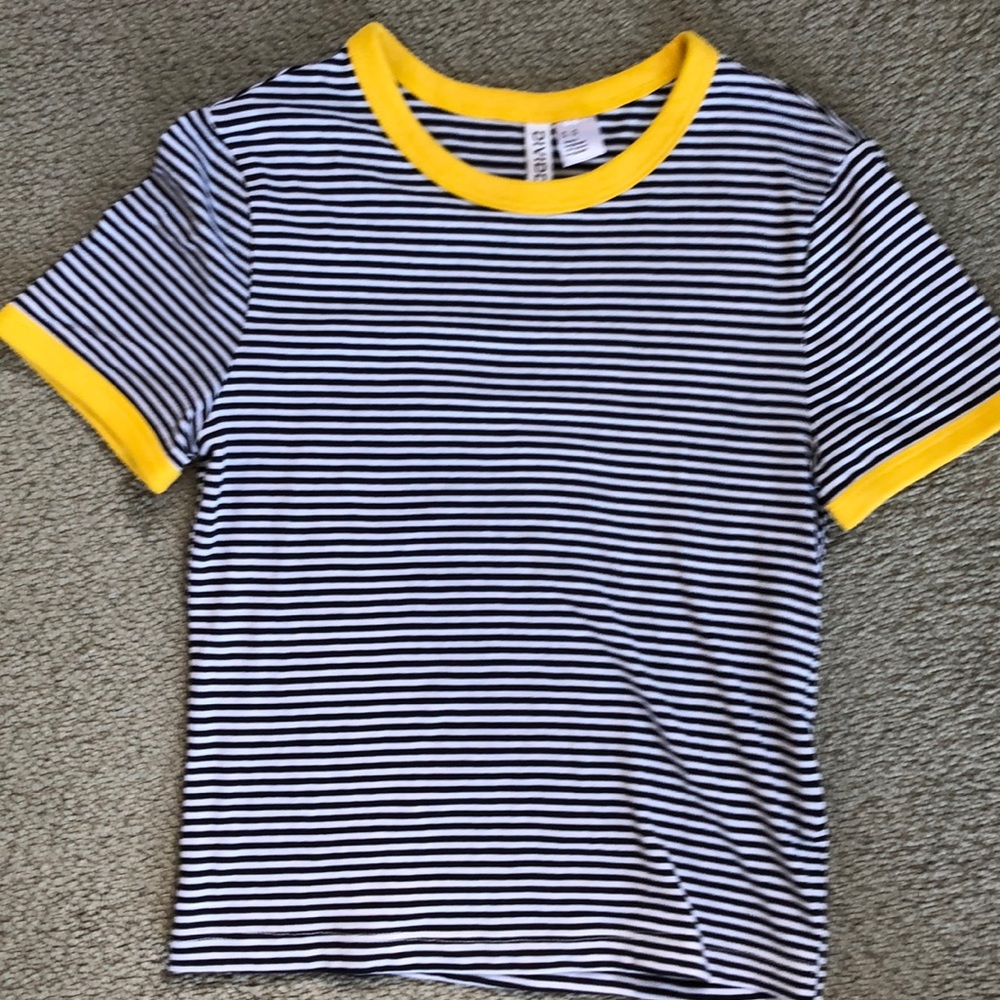 Women’s H&M divided T-shirt